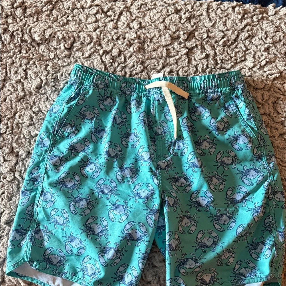 **🌊 For Sale: Fair Harbor Swim Trunks Set - Like New! 🌞**